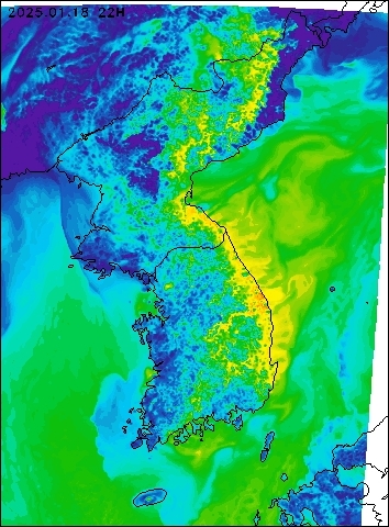 2025-01-18 22 : 00