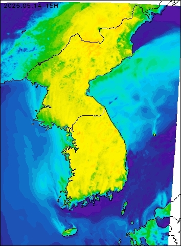 2025-05-14 15 : 00