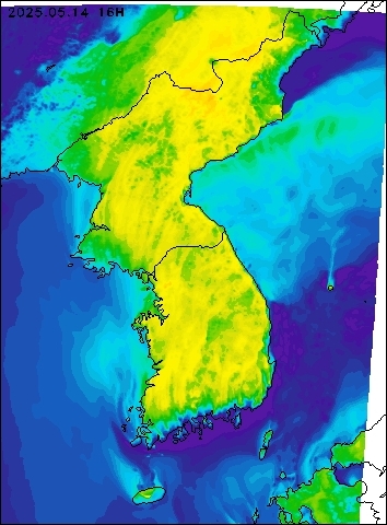 2025-05-14 16 : 00