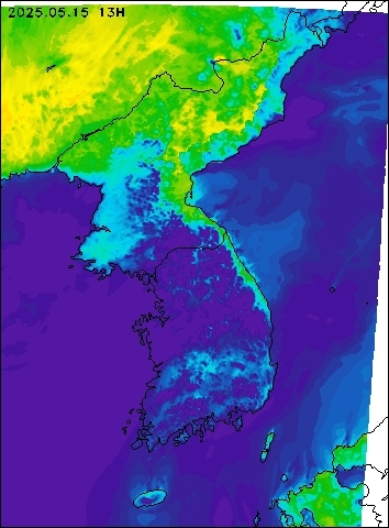 2025-05-15 13 : 00