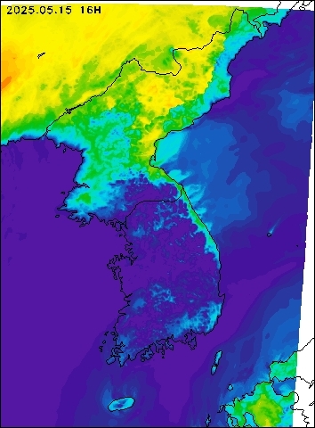 2025-05-15 16 : 00
