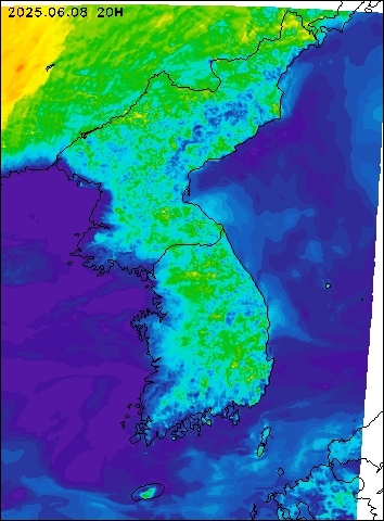 2025-06-08 20 : 00