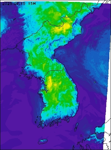 2025-06-15 15 : 00