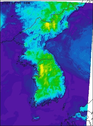2025-06-15 16 : 00