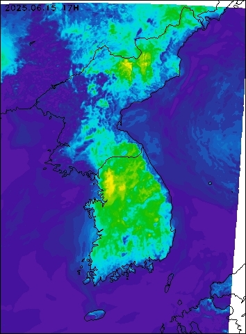 2025-06-15 17 : 00