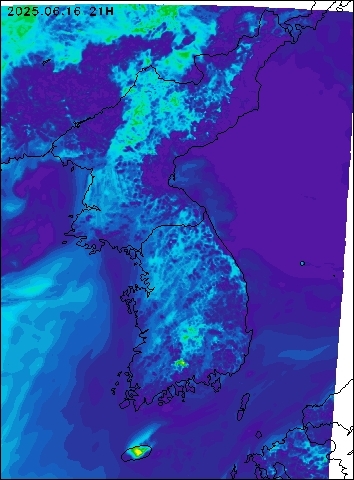 2025-06-16 21 : 00