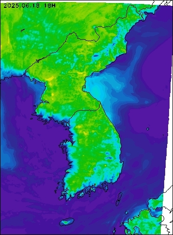 2025-06-18 18 : 00