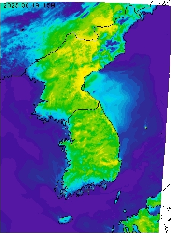 2025-06-19 15 : 00