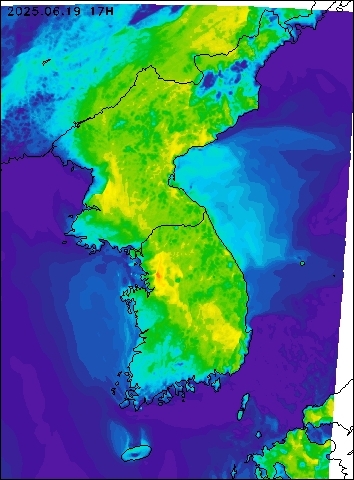 2025-06-19 17 : 00