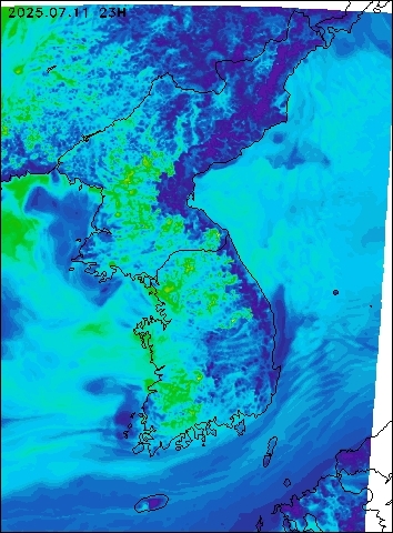 2025-07-11 23 : 00