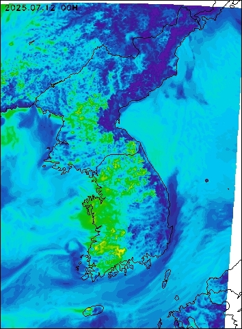 2025-07-12 00 : 00