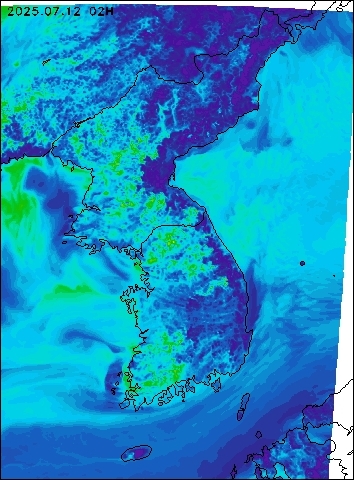 2025-07-12 02 : 00