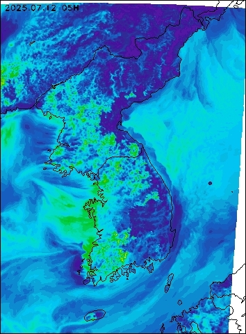 2025-07-12 05 : 00