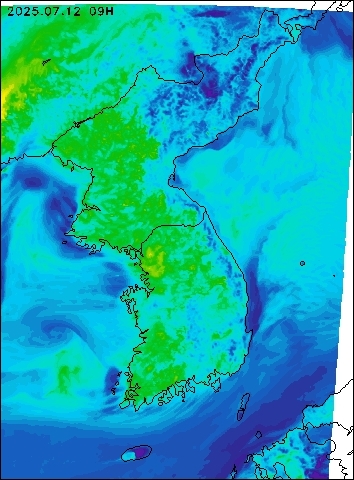 2025-07-12 09 : 00