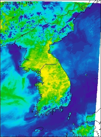 2025-07-13 15 : 00