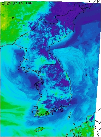 2025-07-15 16 : 00
