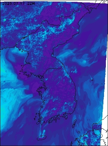 2025-07-17 22 : 00