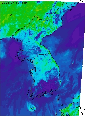 2025-07-19 15 : 00