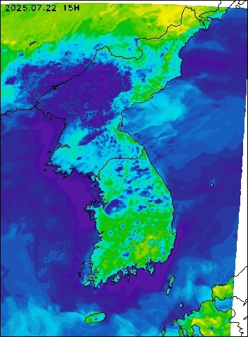 2025-07-22 15 : 00