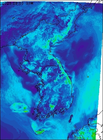 2025-08-03 07 : 00