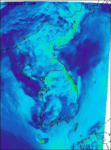 2025-08-03 08 : 00