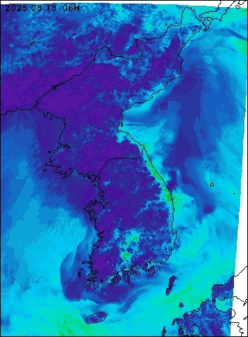 2025-08-18 06 : 00