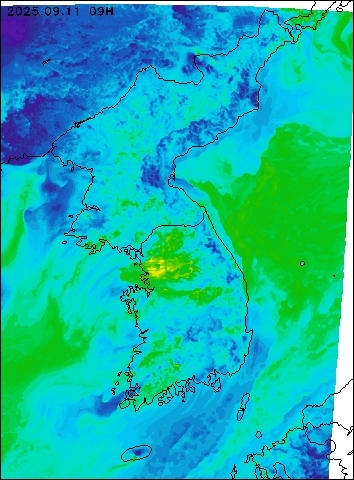 2025-09-11 09 : 00