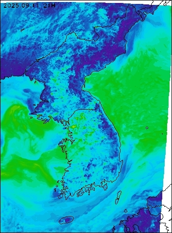 2025-09-11 21 : 00