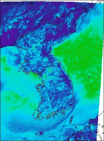 2025-09-12 03 : 00