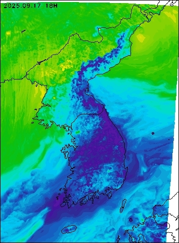 2025-09-17 18 : 00