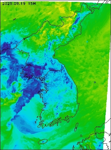 2025-09-19 15 : 00