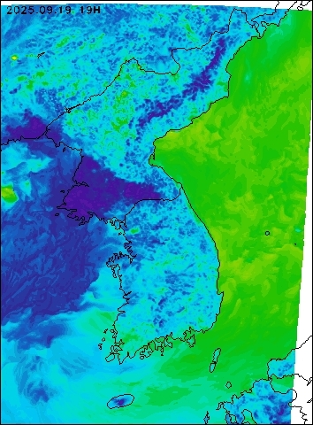 2025-09-19 19 : 00