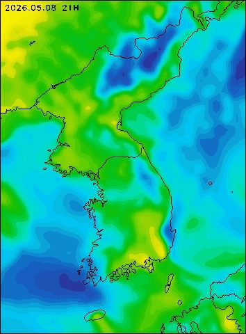 2026-05-08 21 : 00