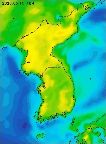 2026-05-10 18 : 00