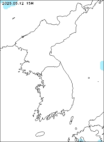 2025-05-12 15 : 00
