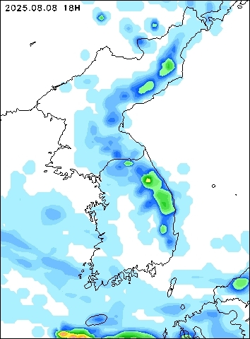 2025-08-08 18 : 00