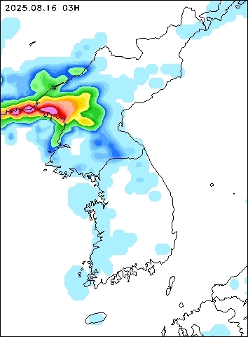 2025-08-16 03 : 00