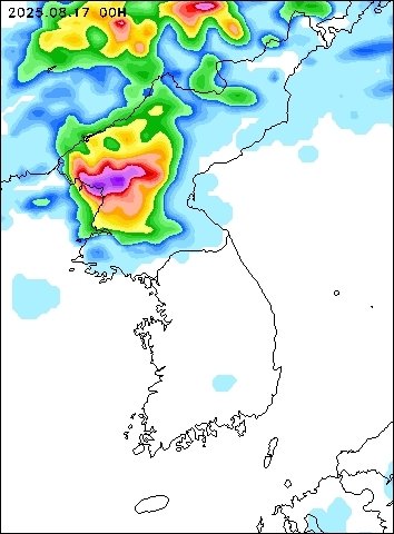 2025-08-17 00 : 00