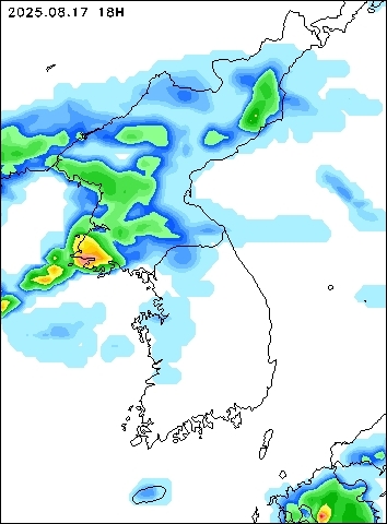 2025-08-17 18 : 00