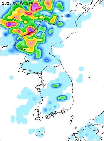 2025-08-19 21 : 00