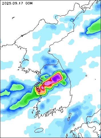 2025-09-17 00 : 00