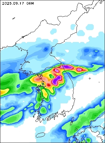 2025-09-17 06 : 00