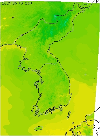 2025-05-10 23 : 00