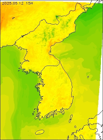 2025-05-12 15 : 00