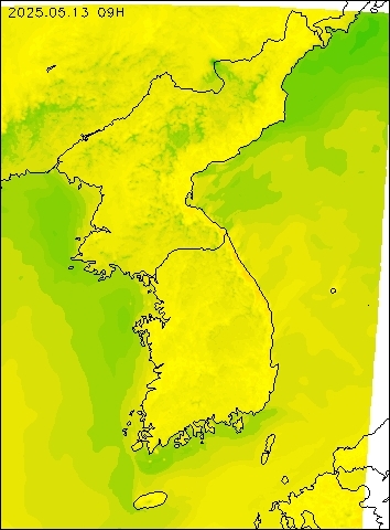 2025-05-13 09 : 00
