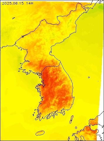 2025-06-15 14 : 00