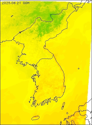 2025-06-21 00 : 00