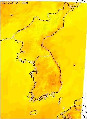 2025-07-01 22 : 00