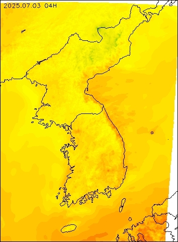 2025-07-03 04 : 00