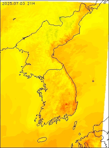 2025-07-03 21 : 00